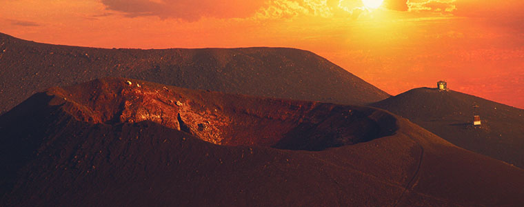 vetta-vulcano-etna-trekking escursione crateri sommitali etna al tramonto